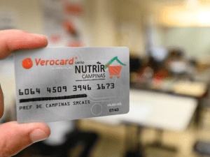 cartão nutrir