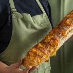 Rota do pão quentinho: conheça as padarias que vêm conquistando os santistas