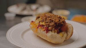 Sabores da Vila: confira a receita de hot dog nordestino da Andréa dos Santos
