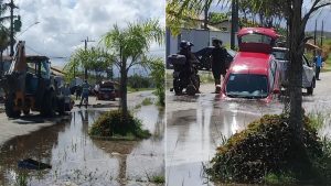 Rompimento de tubulação abre cratera no asfalto e deixa escola sem aulas em Itanhaém