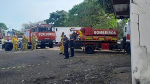 Homem morre após incêndio atingir cômodo em Mogi Mirim