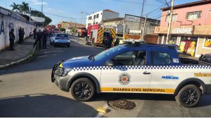 Incêndio em residência mobiliza bombeiros em Americana