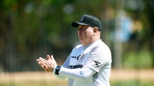 Técnico da Ponte fala sobre momento no Paulistão e possível saída do meia Elvis