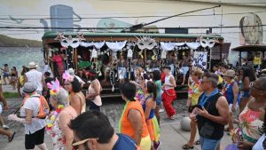 Bonde Turístico de Santos no festejo do carnabonde