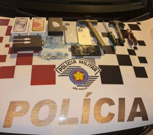 furto a loja de celulares em Piracicaba