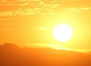 sol calor quente james day unsplash