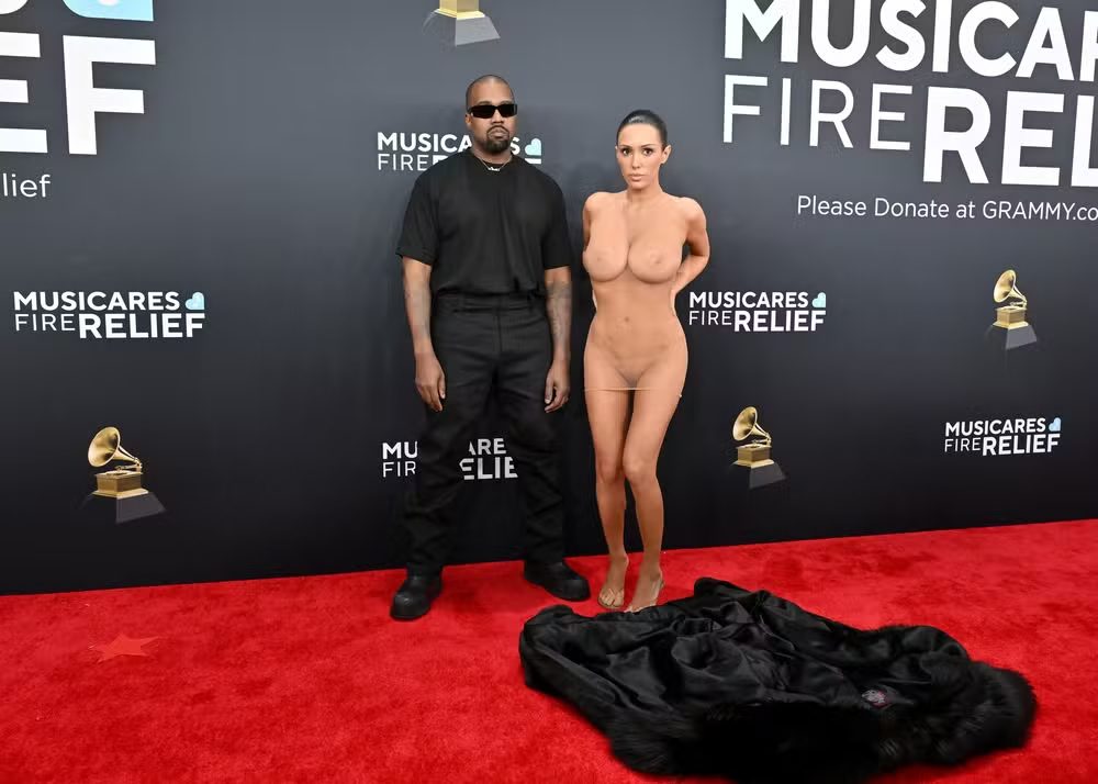 Bianca Censori no Grammy