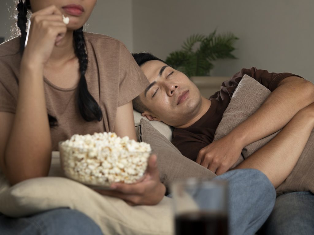 Filme ruim sono cinema freepik