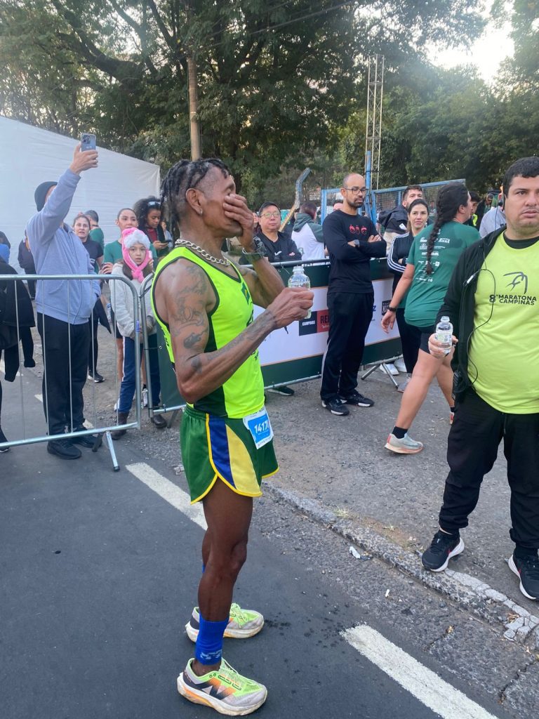 maratona de campinas chegada atleta 14km camila borges