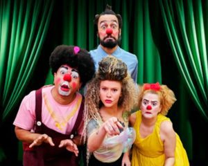 Circo no Beco - Os Tolos