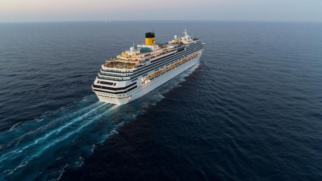 A Costa Cruzeiros traz para Santos na temporada 2025/2026 dois navios: o Costa Diadema e o Costa Favolosa - Foto: Divulgação Costa Cruzeiros