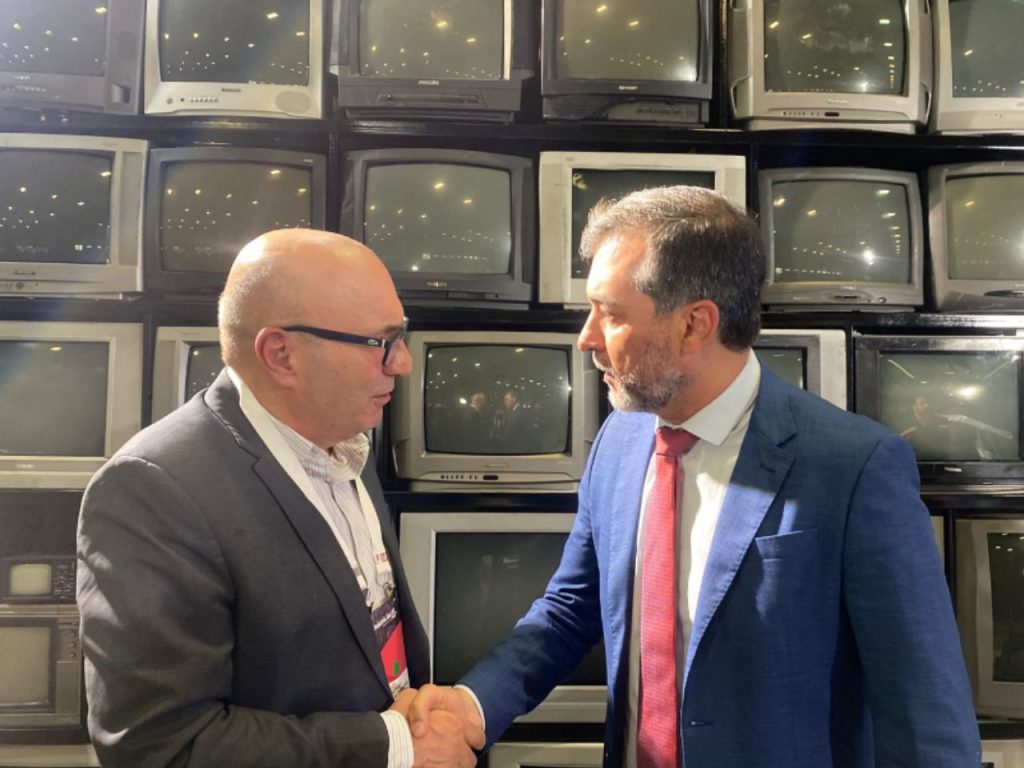 Prefeito de Campinas (esquerda), Dário Saadi, e CEO da Indústria Fox (direita), Marcelo Souza (Foto: Camila Borges)