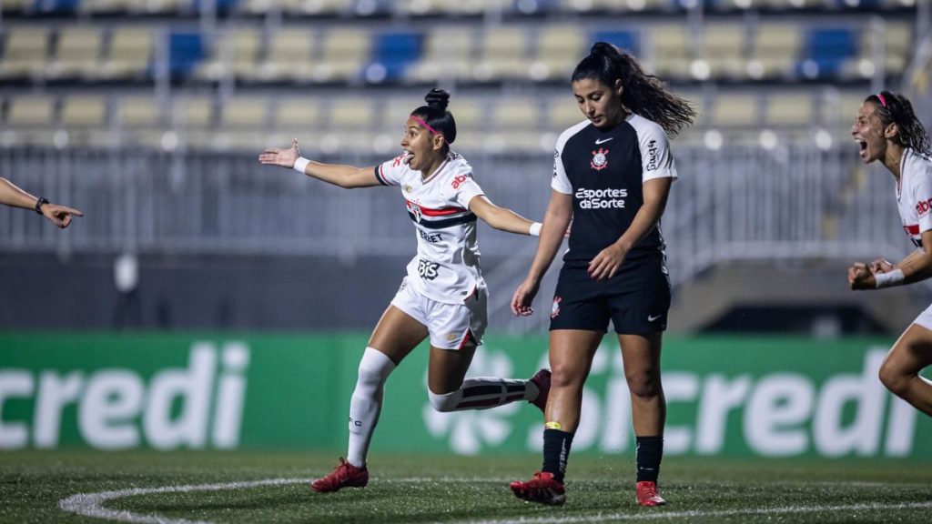 Paulistão Feminino retorna com jogos decisivos e clássico entre Corinthians e São Paulo