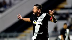Elvis não tem permanência garantida na Ponte Preta para 2026