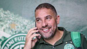 Farnei Coelho diz que monitora 237 atletas e promete reformulação no elenco do Guarani