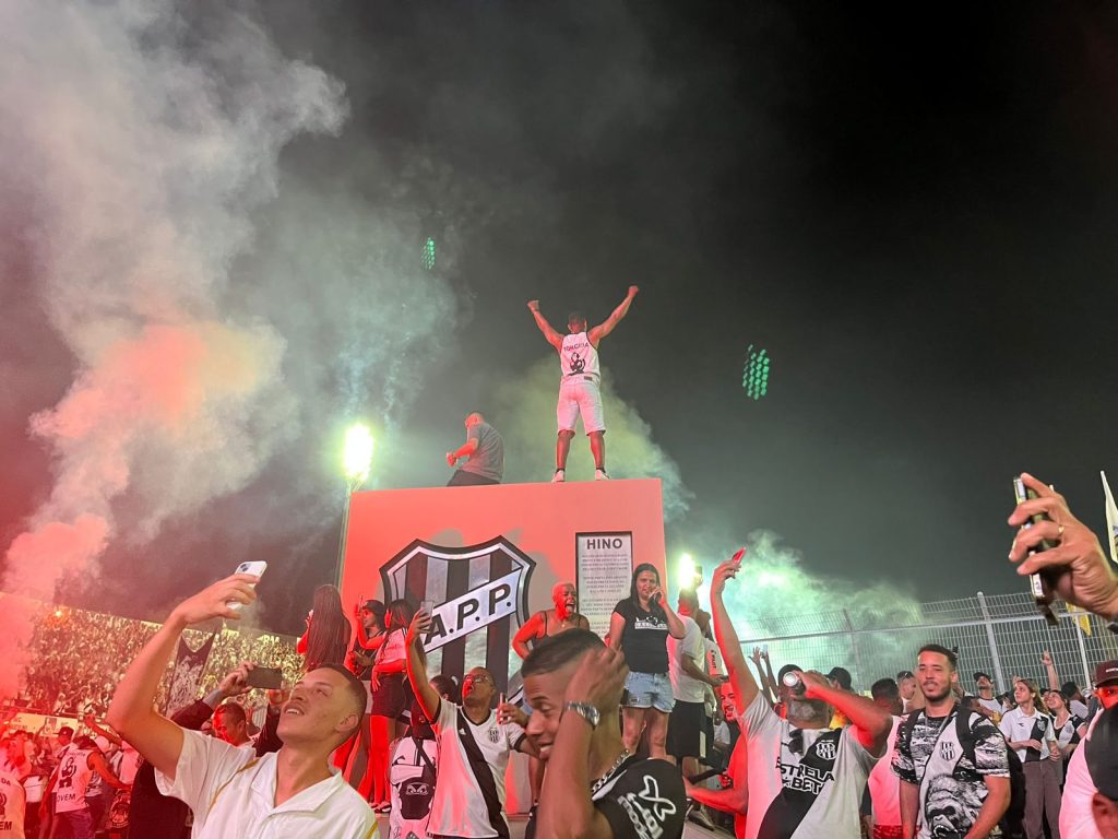 É CAMPEÃ! Ponte Preta vence o Londrina por 2 a 0 e comemora primeiro título nacional em 125 anos