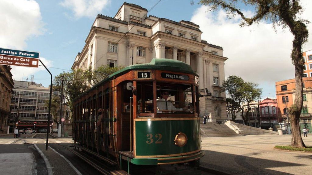 10 lugares para conhecer na Baixada Santista em um final de semana