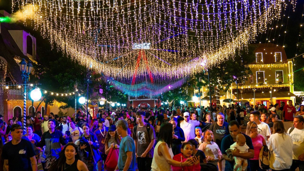 Hopi Hari terá programação especial de Natal com entrada gratuita para crianças