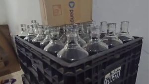 Polícia encontra depósito clandestino de bebidas alcoólicas em Hortolândia. Veja endereço, apreensões, crime investigado e próximos passos da apuração.