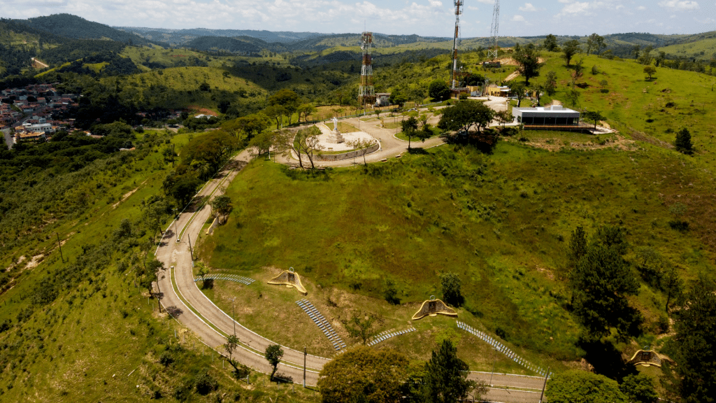 Morro do Cristo em Pedreira. Reprodução/Prefeitura de Pedreira.