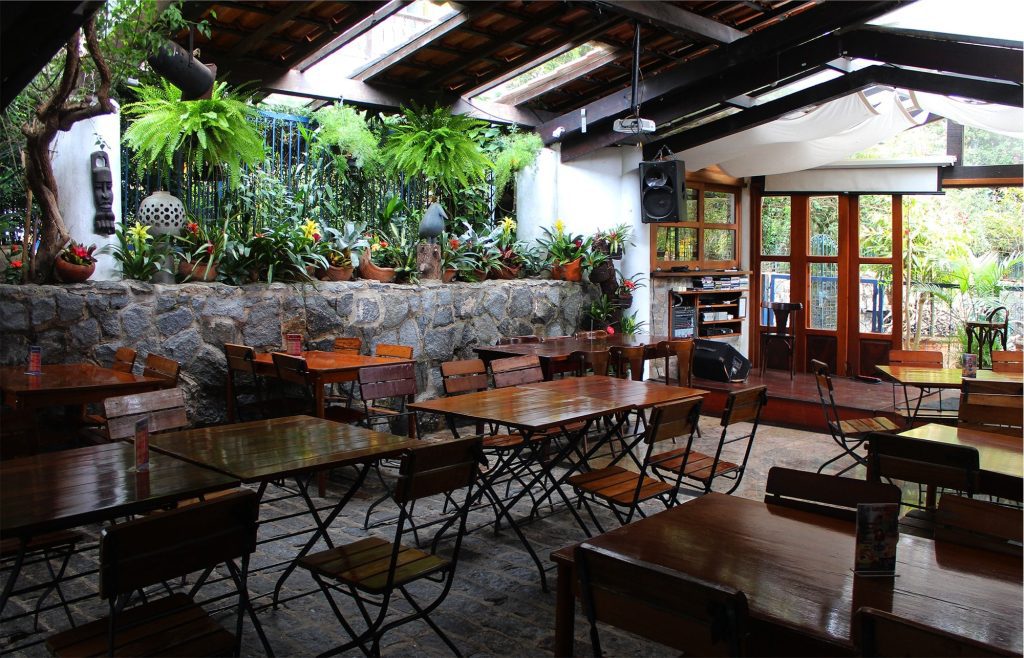 Interior do Restaurante O Garimpo - Embu das Artes