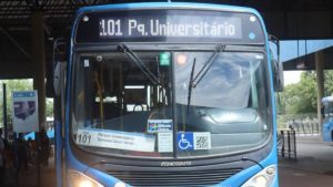 Mulher flagra homem se masturbando em ônibus em Campinas; suspeito foge antes da chegada da polícia