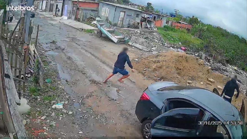 suspeitos fogem da GCM após serem flagrados em veículo roubado no Litoral de SP