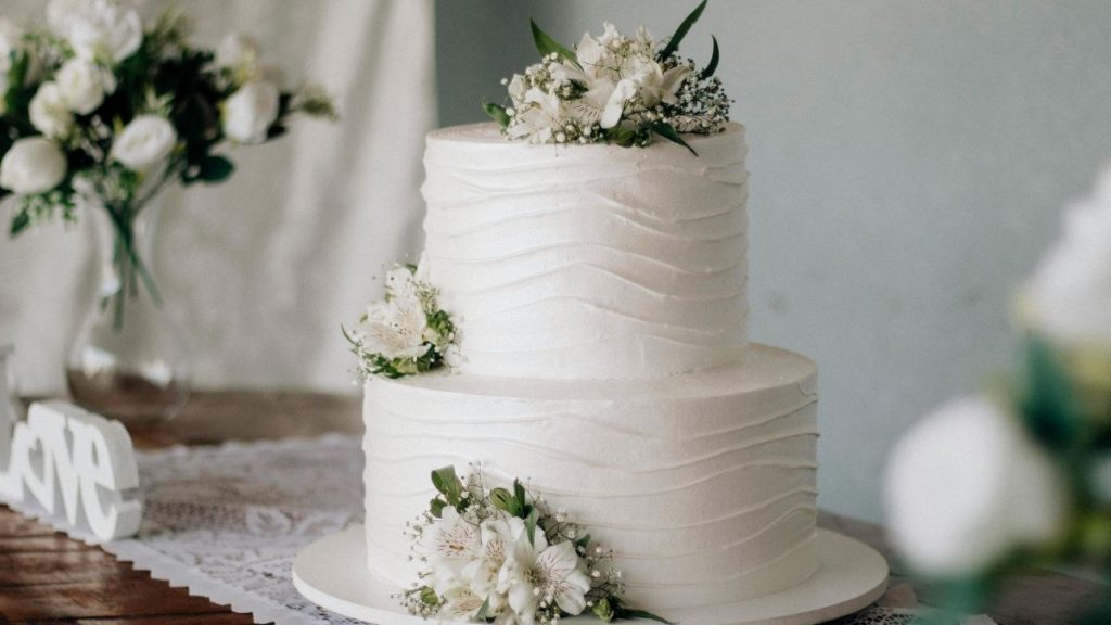 O amor é lindo, mas custa: 79% dos casais escolhem o casamento pelo bolso