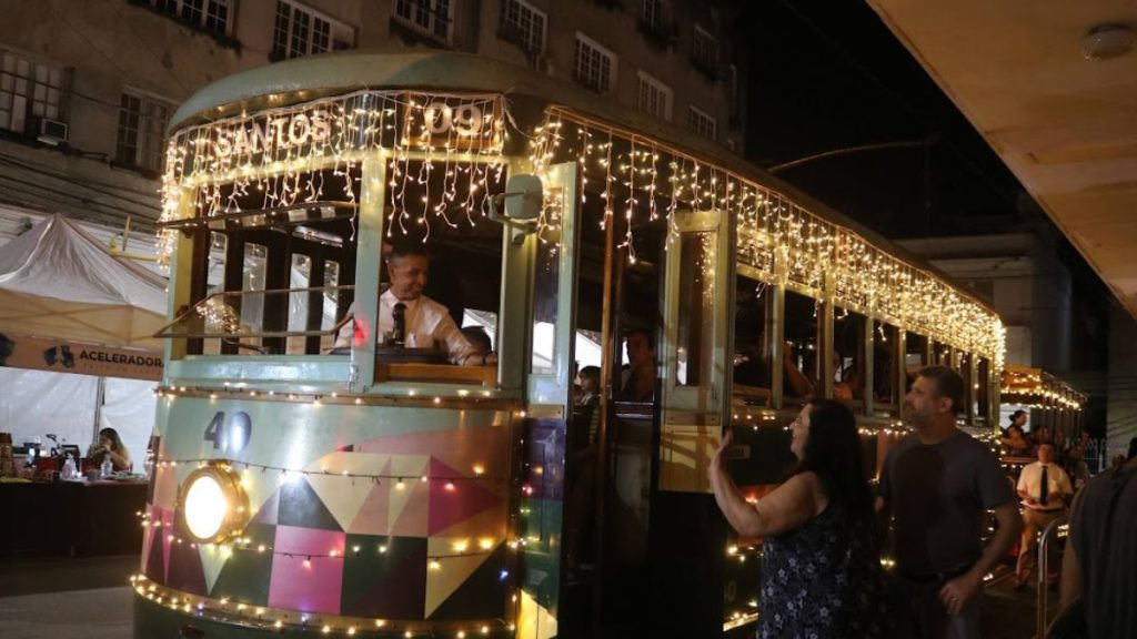 Papai Noel chega à Baixada neste final de semana