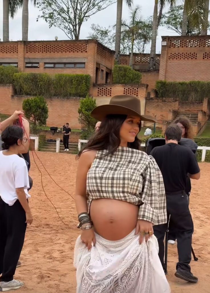 Rafa Kalimann encanta seus seguidores com ensaio fotográfico