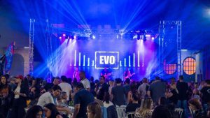 Arcos Beer Music Fest traz três dias de rock, cervejas artesanais e diversão em Santos