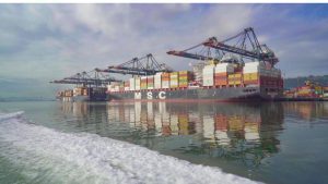 Porto de Santos bate recorde e movimenta 186,4 milhões de toneladas em 2025