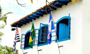 Confira os expedientes das prefeituras, bancos e shoppings para o final do ano