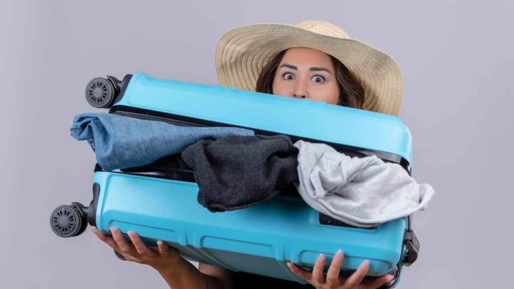 Vai embarcar em cruzeiro por Santos? Saiba o que pode e o que não pode levar na bagagem