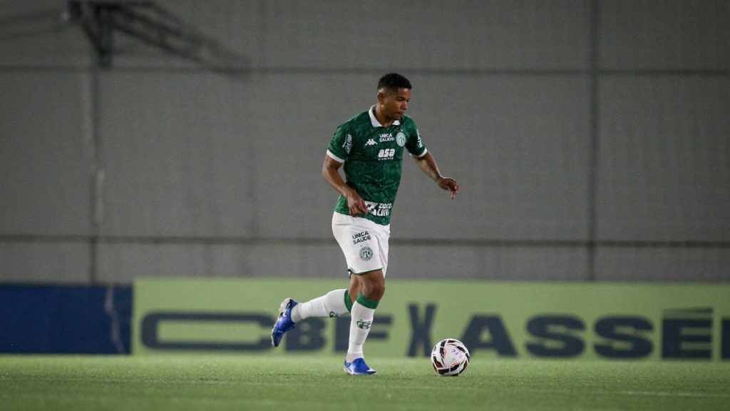 David Braz em ação pelo Bugre