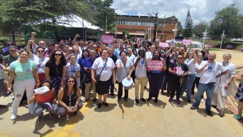 manifestantes servidores da unicamp