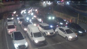 Vendaval suspense travessia de balsas entre Bertioga e Guarujá