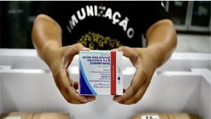 SP recebe imunizante contra o vírus sincicial respiratório; vacina deve chegar em Santos na próxima semana