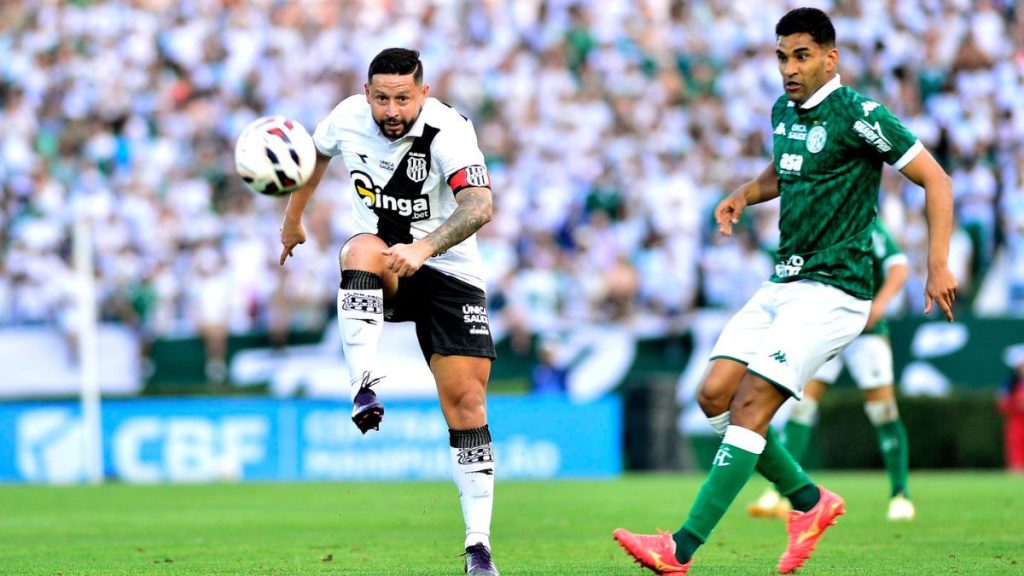 Guarani acompanha situação de Elvis