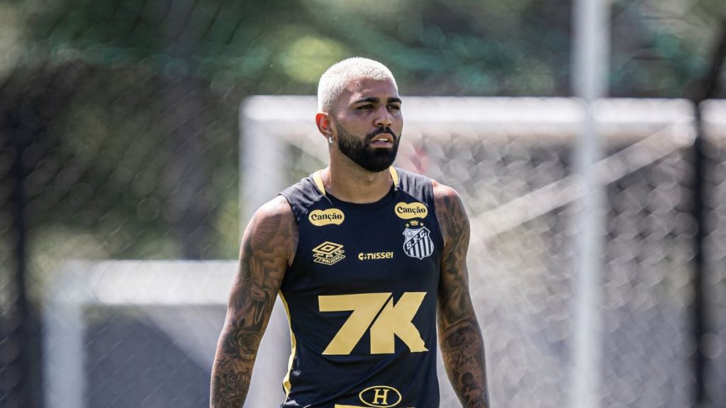 Gabigol já treina no CT Rei Pelé / Foto: Raul Baretta/ Santos FC.