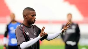 Ponte Preta fecha com Jonathan Cafú e Kevyson para 2026