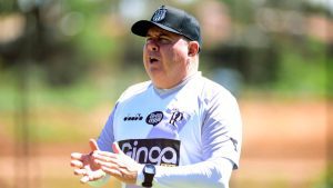 Marcelo Fernandes confirma que Ponte enfrenta o Corinthians sem os 11 reforços