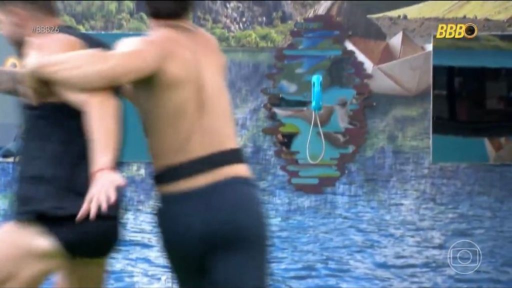 BBB 26: VAR mostra exato momento em que Paulo Augusto derruba Jonas
