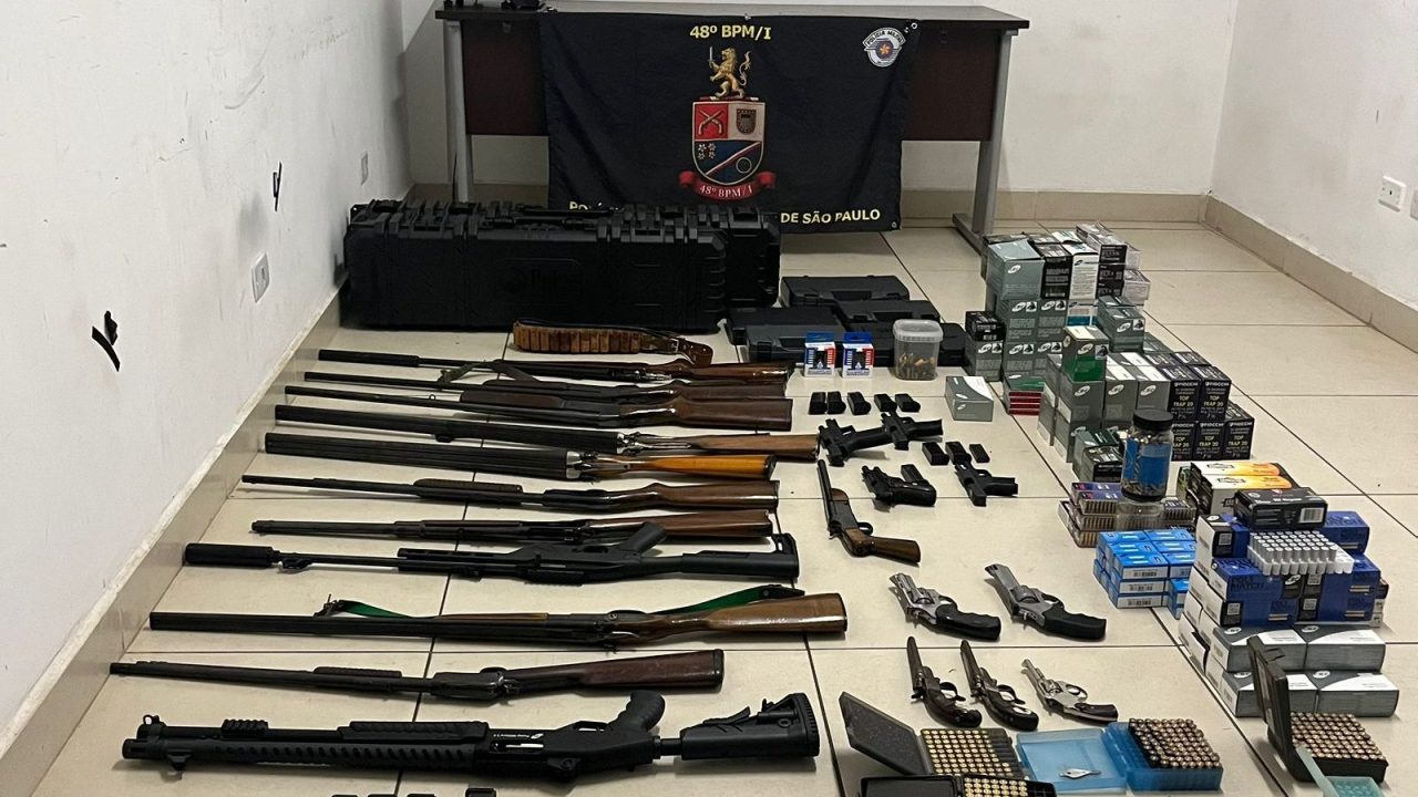 armas e munições apreendidas pela Polícia em imóvel de Sumaré