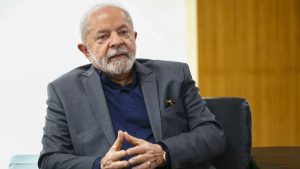 Presidente Lula e Camilo Santana lançam MEC Livros e MEC Idiomas para democratizar acesso à educação.