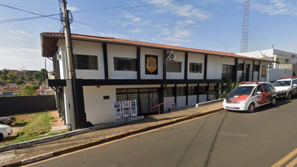 Vista de rua em Itapira, local da prisão do advogado Carlos Alexandre Mariano Filho por violência doméstica.