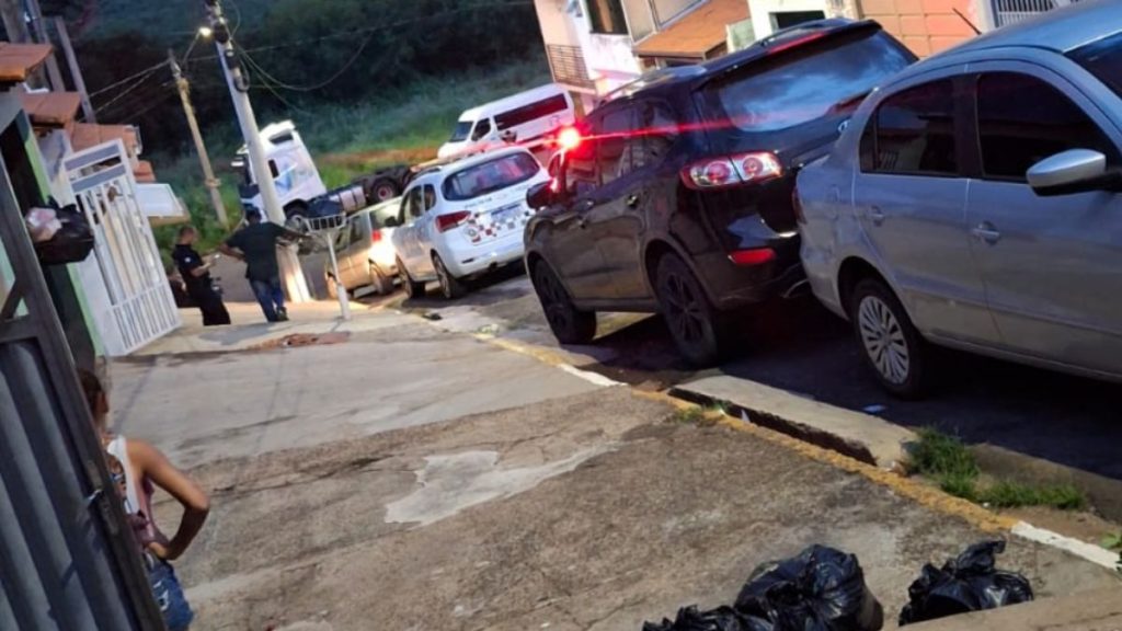 Feminicídio em Rio das Pedras: homem preso após matar companheira a facadas no bairro Bom Jardim.