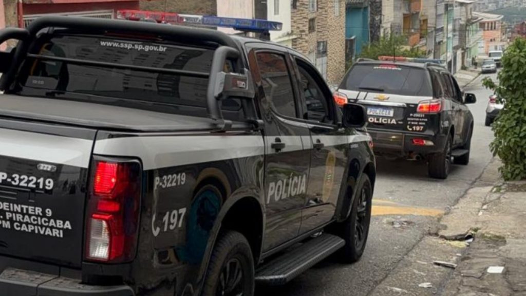 Suspeitos de furtos a residências em Capivari presos pela Polícia Civil em Carapicuíba.