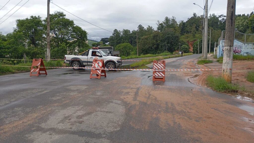 estragos da chuva em amparo