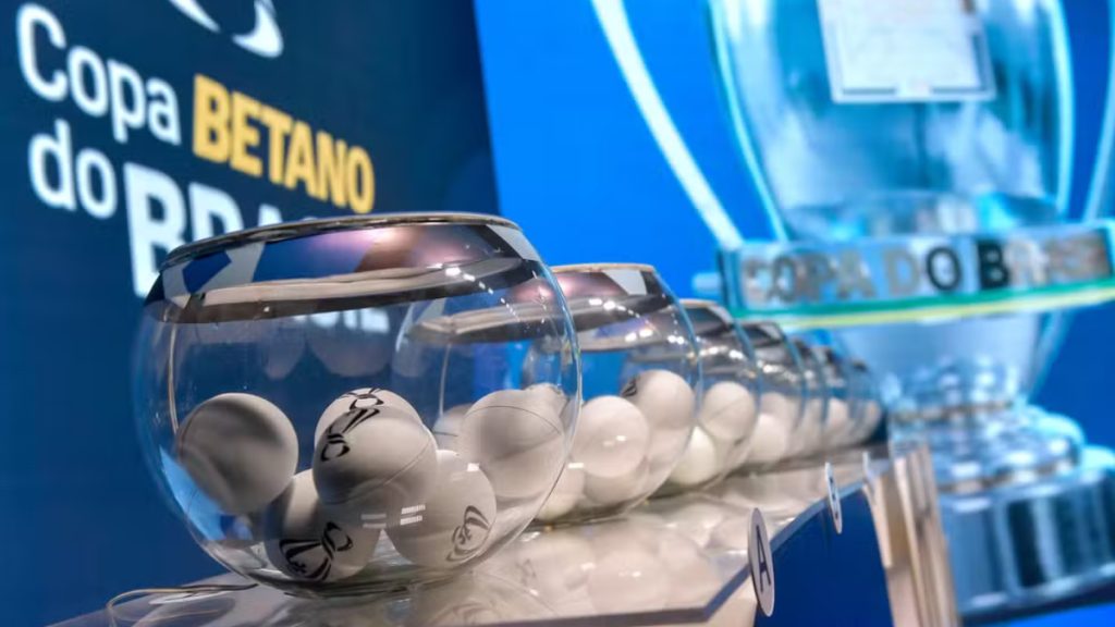 Sorteio da quinta fase da Copa do Brasil na sede da CBF definindo confrontos entre 32 clubes.